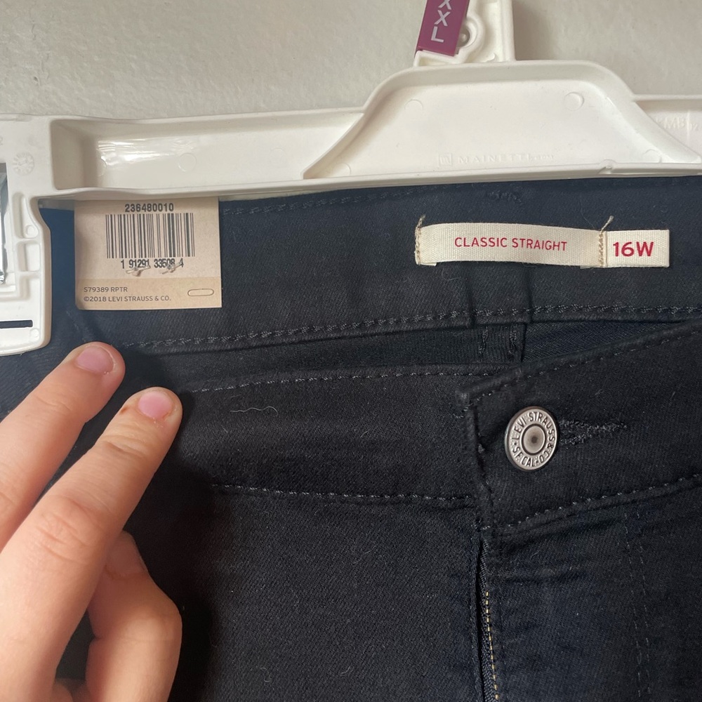 Classic straight fit Levi’s